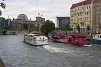 Berlin-Mitte-Spree-Fahrgastschiff-20140524-111.jpg