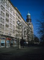 Berlin-Friedrichshain-Karl-Marx-199402-39.jpg