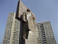 Berlin-Friedrichshain-Lenin-19911017-111.jpg