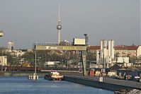 Berlin-Mitte-Moabit-Westhafen-20050419-50.jpg