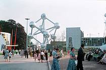 1958. Belgien. Brüssel. Weltausstellung. Atomium