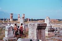 1968. Griechenland. Philippi. Philippi, Blick von Südostende der Agora gegen die Basilika (6. Jahrhundert)