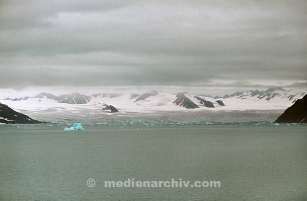 NOR-Spitzbergen-1967-Ha-01