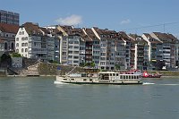 21. 6. 2011. Schweiz. Basel. Am Fluss Rhein