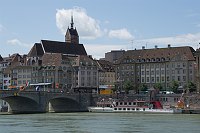 21. 6. 2011. Schweiz. Basel. Am Fluss Rhein