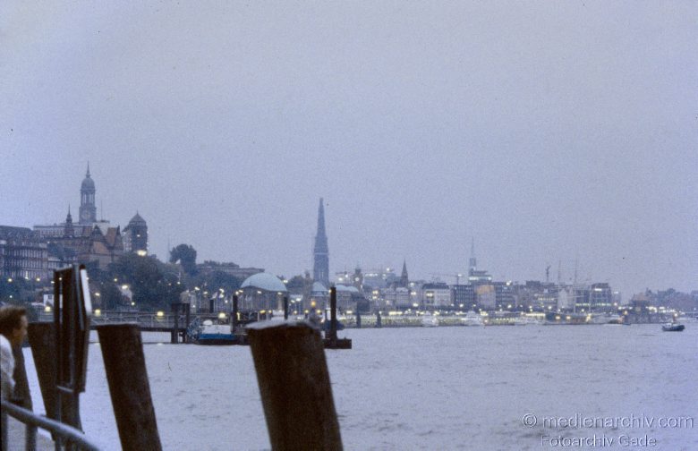 1979. Hamburger Hafen. Fluss Elbe