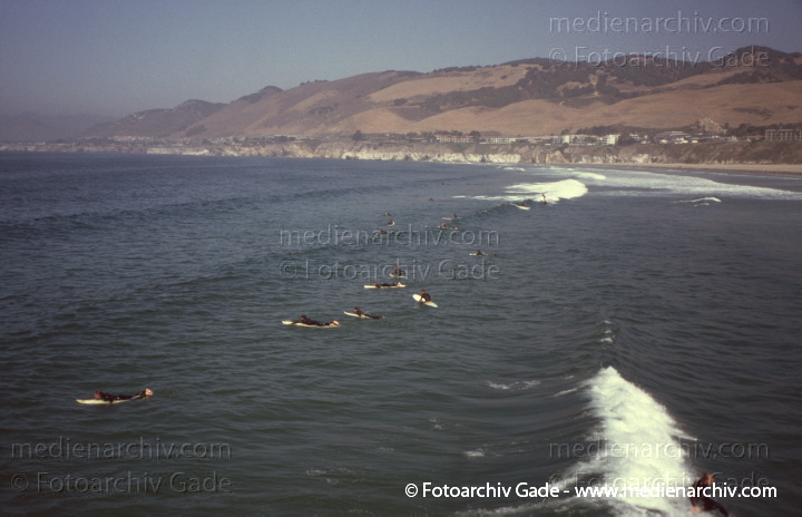 Kalifornien. Malibu. California
2004.  Kalifornien. Malibu. California
Schlüsselwörter: Malibu;2004