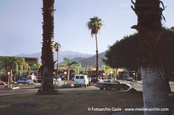 Kalifornien. Palm Springs. California
2001. USA. Kalifornien. Palm Springs. California
Schlüsselwörter: California;Kalifornien;Nordamerika;United States of America;USA;Vereinigte Staaten;Palm Springs;2001