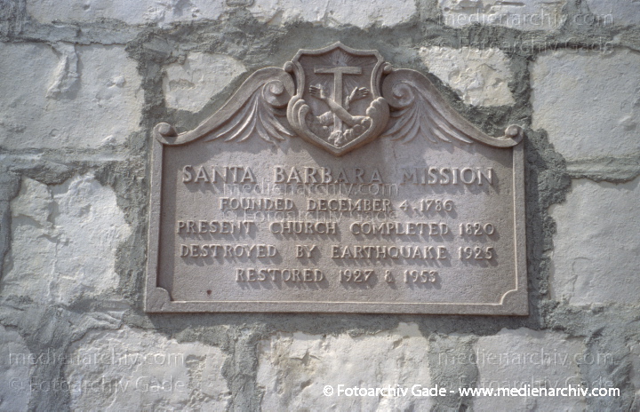 Kalifornien. Santa Barbara. California
USA. Kalifornien. Santa Barbara. California
Schlüsselwörter: California;Kalifornien;Nordamerika;United States of America;USA;Vereinigte Staaten;2004;Santa Barbara
