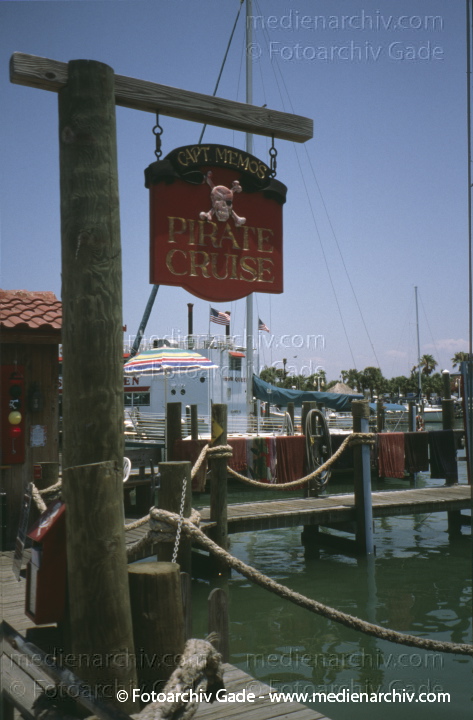 USA. Florida. Clearwater
2003. USA. Florida. Clearwater
Schlüsselwörter: Florida;Nordamerika;United States of America;USA;Vereinigte Staaten;2003;Clearwater