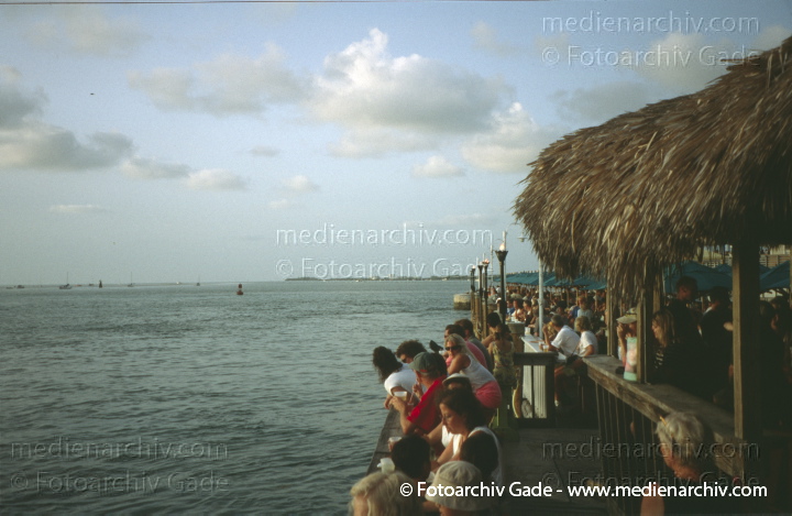 USA. Florida. Key West
2000. USA. Florida. Key West
Schlüsselwörter: Florida;Nordamerika;United States of America;USA;Vereinigte Staaten;Key West;2000