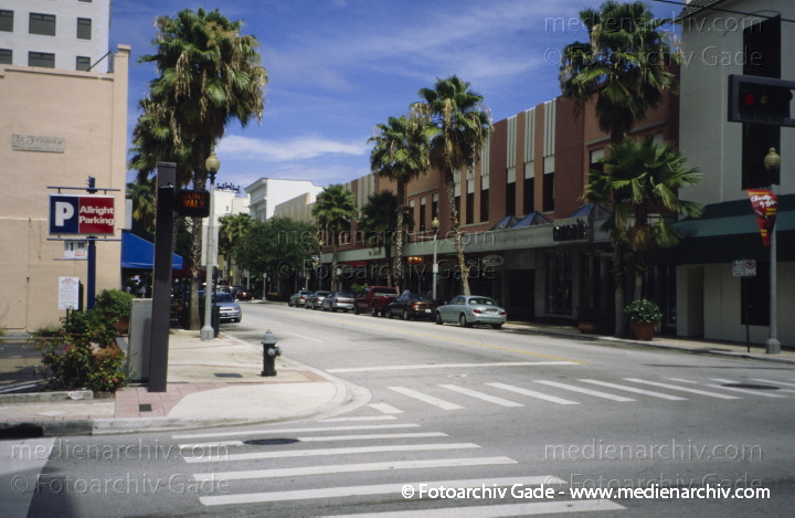 USA. Florida. Miami
2000. USA. Florida. Miami
Schlüsselwörter: 2000;Amerika;Florida;Miami;Nordamerika;USA