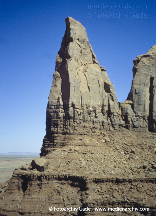 USA. Utah. Monument Valley. Wüste
2000. USA. Utah. Monument Valley. Wüste
Schlüsselwörter: 2000;Amerika;Monument Valley;Nordamerika;USA;Utah;Wüste