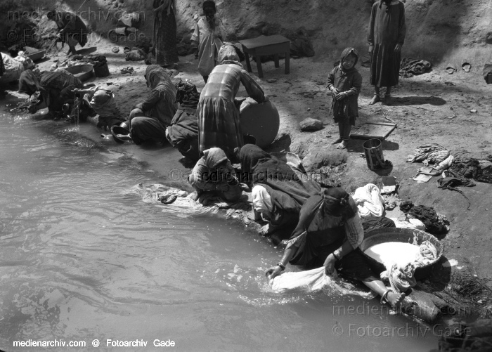 1932. Afrika
1932. Afrika.
Schlüsselwörter: 1932;Africa;Afrika