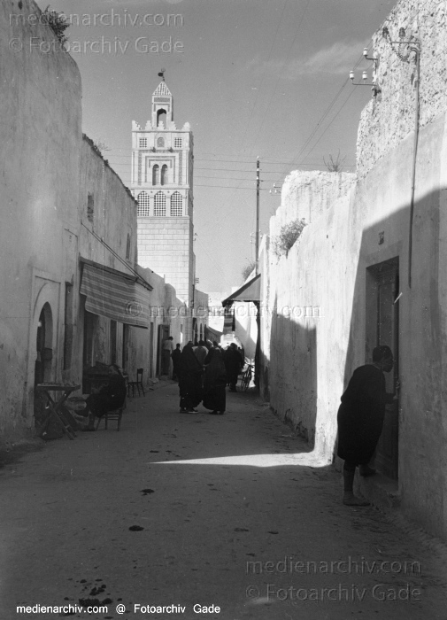 1932. Afrika
1932. Afrika.
Schlüsselwörter: 1932;Africa;Afrika