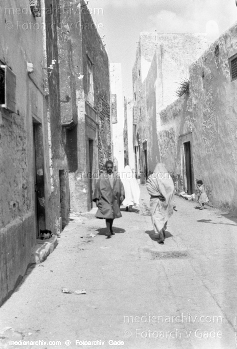 1932. Afrika
1932. Afrika.
Schlüsselwörter: 1932;Africa;Afrika