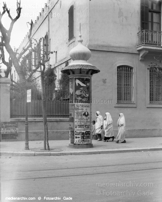 1932. Afrika
1932. Afrika.
Schlüsselwörter: 1932;Africa;Afrika
