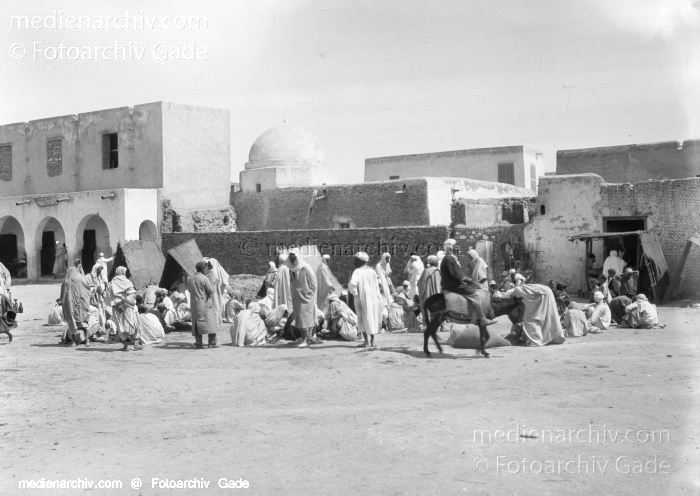 1932. Afrika
1932. Afrika.
Schlüsselwörter: 1932;Africa;Afrika