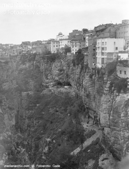 1932. Afrika. Algerien
1932. Afrika. Algerien - Africa. Algeria  - Constantine
Schlüsselwörter: 1932;Africa;Afrika;Algeria;Algerien;Constantine