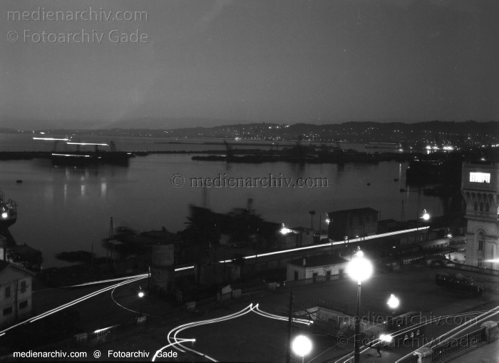 1932. Afrika. Algerien. Algiers
1932. Afrika. Algerien. Algiers. Hafen
Schlüsselwörter: 1932;Afrika;Algerien;Algiers
