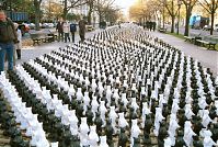 Dateiname=Berlin-Mitte-Baeren-20001101-03.jpg
Dateigröße=359KB
Abmessungen: 880x592
hinzugefügt am: 04. Januar 2016 Berlin-Mitte-Baeren-20001101-03.jpg