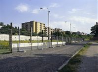 Berlin-Mitte-Bernauer-Gedenkstaette-Mauer-19920618-311.jpg