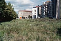Berlin-Mitte-Bernauer-Gedenkstaette-Mauer-20000813-18.jpg