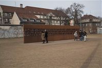 Berlin-Mitte-Bernauer-Gedenkstaette-Mauer-20110312-054.jpg