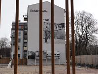 Berlin-Mitte-Bernauer-Gedenkstaette-Mauer-20110312-060.jpg