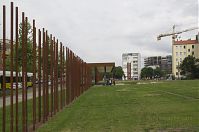 Dateiname=Berlin-Mitte-Bernauer-Gedenkstaette-Mauer-20130804-105.jpg
Dateigröße=179KB
Abmessungen: 880x585
hinzugefügt am: 04. Januar 2016 Berlin-Mitte-Bernauer-Gedenkstaette-Mauer-20130804-105.jpg
