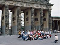 Berlin-Mitte-Brandenburger-Tor-19910623-018.jpg