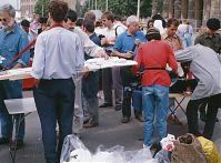 Dateiname=Berlin-Mitte-Brandenburger-Tor-19910623-021.jpg
Dateigröße=229KB
Abmessungen: 880x649
hinzugefügt am: 04. Januar 2016 Berlin-Mitte-Brandenburger-Tor-19910623-021.jpg