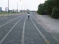 Berlin-Mitte-Brandenburger-Tor-19910623-025.jpg