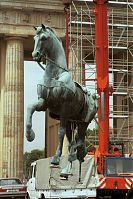 Dateiname=Berlin-Mitte-Brandenburger-Tor-19910716-28.jpg
Dateigröße=257KB
Abmessungen: 588x880
hinzugefügt am: 04. Januar 2016 Berlin-Mitte-Brandenburger-Tor-19910716-28.jpg