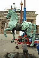 Dateiname=Berlin-Mitte-Brandenburger-Tor-19910716-42.jpg
Dateigröße=228KB
Abmessungen: 591x880
hinzugefügt am: 04. Januar 2016 Berlin-Mitte-Brandenburger-Tor-19910716-42.jpg