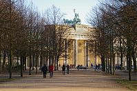 Dateiname=Berlin-Mitte-Brandenburger-Tor-20050116-20.jpg
Dateigröße=360KB
Abmessungen: 880x586
hinzugefügt am: 04. Januar 2016 Berlin-Mitte-Brandenburger-Tor-20050116-20.jpg