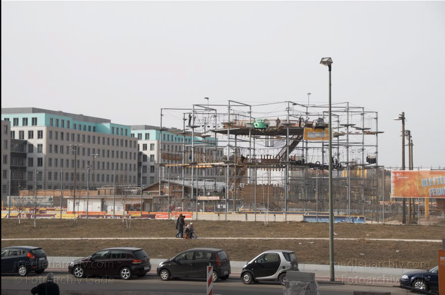 Berlin. Park am Nordbahnhof. Kletteranlage
12. 03. 2011. Berlin. Mitte. Park am Nordbahnhof. Kletteranlage
Schlüsselwörter: Berlin;Deutschland;Germany;Kletteranlage;Mitte;2011;Nordbahnhof
