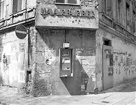 Dateiname=Berlin-Mitte-Steinstrasse-19920720-261.jpg
Dateigröße=252KB
Abmessungen: 880x679
hinzugefügt am: 04. Januar 2016 Berlin-Mitte-Steinstrasse-19920720-261.jpg