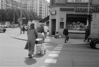 Dateiname=Berlin-Mitte-Friedrichstrasse-19900530-20.jpg
Dateigröße=183KB
Abmessungen: 880x594
hinzugefügt am: 04. Januar 2016 Berlin-Mitte-Friedrichstrasse-19900530-20.jpg