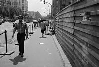 Dateiname=Berlin-Mitte-Friedrichstrasse-19900530-21.jpg
Dateigröße=184KB
Abmessungen: 880x594
hinzugefügt am: 04. Januar 2016 Berlin-Mitte-Friedrichstrasse-19900530-21.jpg