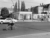 Dateiname=Berlin-Mitte-Friedrichstrasse-19980605-322p.jpg
Dateigröße=237KB
Abmessungen: 880x668
hinzugefügt am: 04. Januar 2016 Berlin-Mitte-Friedrichstrasse-19980605-322p.jpg