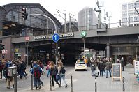 Dateiname=Berlin-Mitte-Friedrichstrasse-20130409-114.jpg
Dateigröße=233KB
Abmessungen: 880x584
hinzugefügt am: 04. Januar 2016 Berlin-Mitte-Friedrichstrasse-20130409-114.jpg