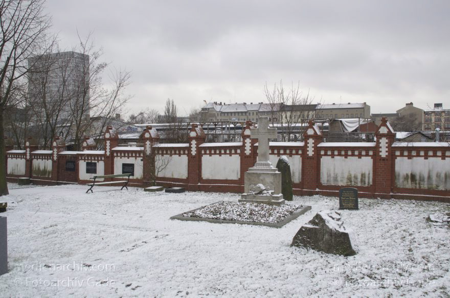Berlin. Invaliden-Friedhof
12. 1. 2013. Berlin. Mitte. Invaliden-Friedhof
Schlüsselwörter: Berlin;Deutschland;Germany;Invaliden-Friedhof;2013;Mitte