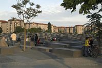 Dateiname=Berlin-Mitte-Holocaust-20050522-77.jpg
Dateigröße=216KB
Abmessungen: 880x586
hinzugefügt am: 04. Januar 2016 Berlin-Mitte-Holocaust-20050522-77.jpg