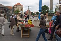 Dateiname=Berlin-Mitte-Kupfergraben-Flohmarkt-20140525-115.jpg
Dateigröße=217KB
Abmessungen: 880x584
hinzugefügt am: 04. Januar 2016 Berlin-Mitte-Kupfergraben-Flohmarkt-20140525-115.jpg
