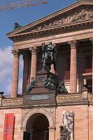 Berlin-Mitte-Museumsinsel-Alte-Nationalgalerie-20050428-07.jpg