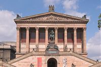 Berlin-Mitte-Museumsinsel-Alte-Nationalgalerie-20050428-10.jpg