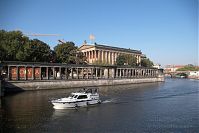 Berlin-Mitte-Museumsinsel-Alte-Nationalgalerie-20050907-21.jpg