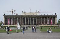 Berlin-Mitte-Museumsinsel-Lustgarten-201540511-13.jpg