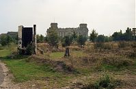 Berlin-Mitte-Schiffbauerdamm-Mutoid-Waste-19920812-055.jpg